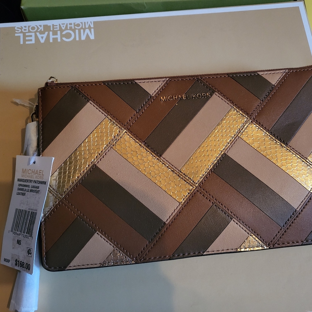 Michael Kors Parchwork Lrg Leather Wrislet color: luggage, gold, brown NEW